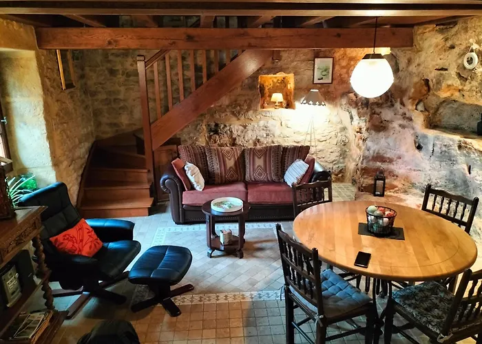 Hébergement de vacances Charmante Maison Troglodyte Vitrac (Dordogne)
